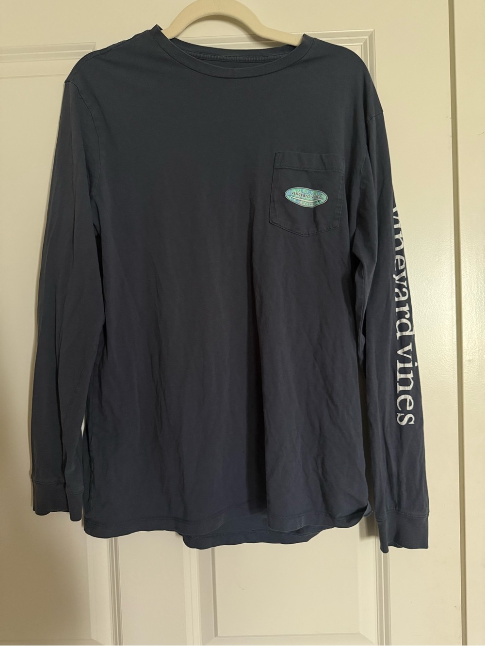 Vineyard Vines Long Sleeve Pocket Tee - Navy - Medium - Picture 4 of 6